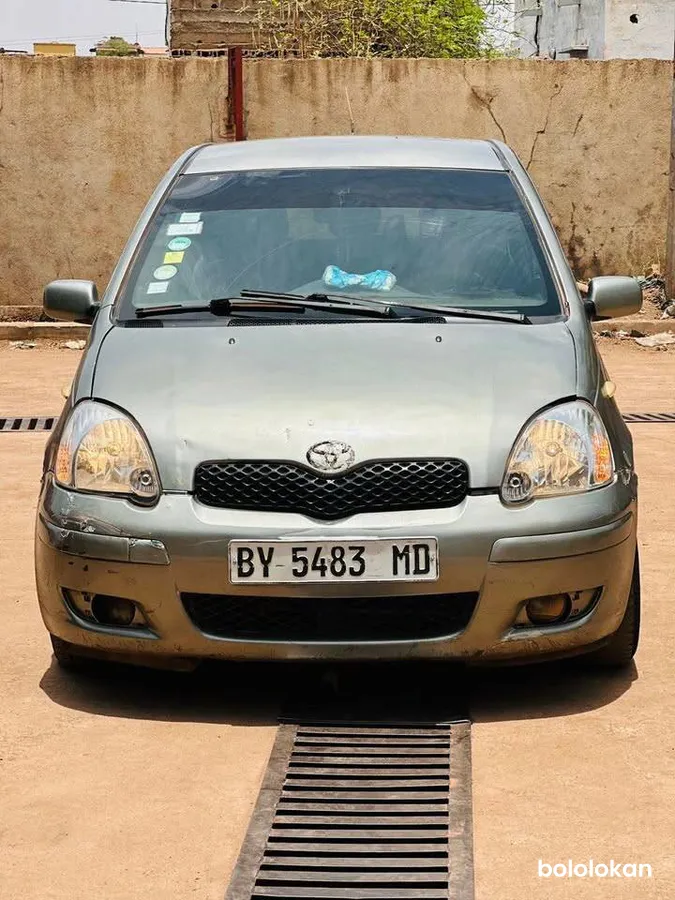 TOYOTA YARIS 2005 (image 3)