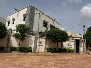 Duplex à vendre à Bollé sema à l'angle