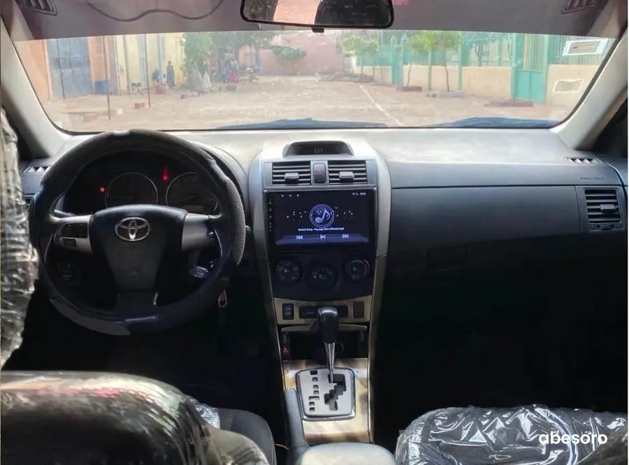 Toyota Corolla S 2012 (image 3)