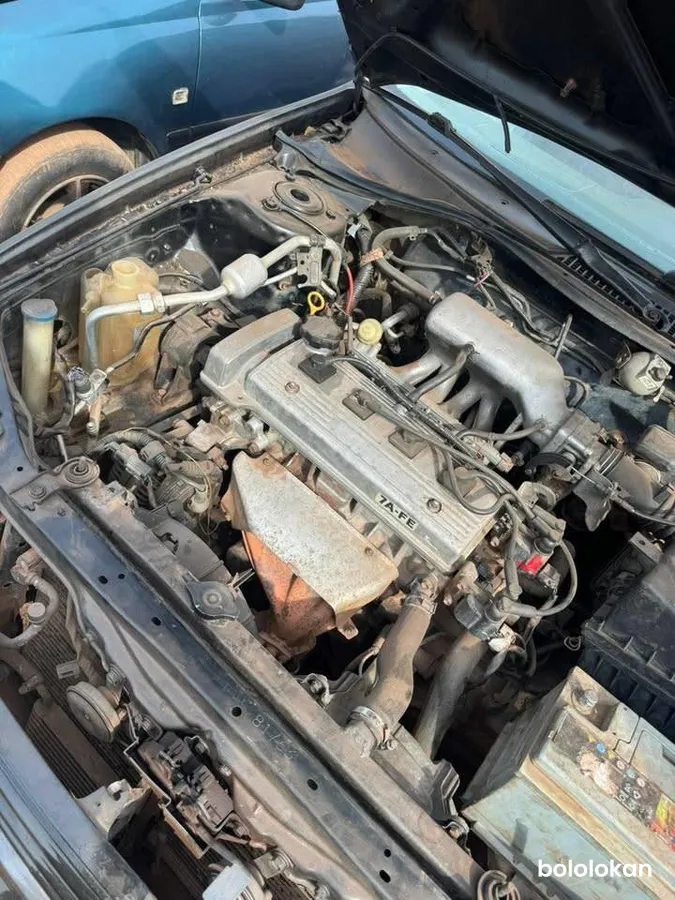2004 Toyota avensis (image 5)