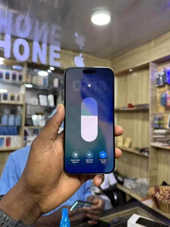 iPhone 📱15Pro Max 512Gb 2SIM authentique (image 4)