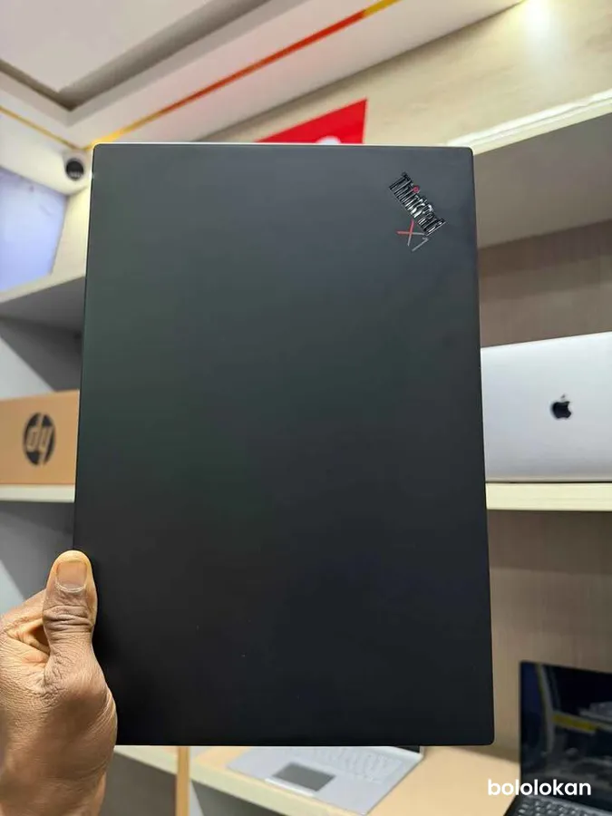 Lenovo Thinkpad X1 carbon Gen 8 (image 6)