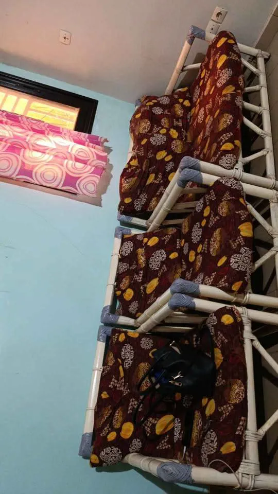 Salon en bambou / rotin (image 2)