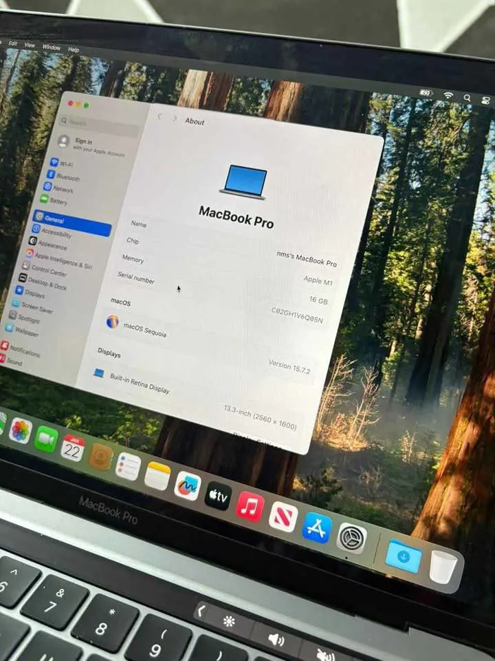 MacBook Pro 2020 — Puce M1 (avec Touch Bar) (image 4)
