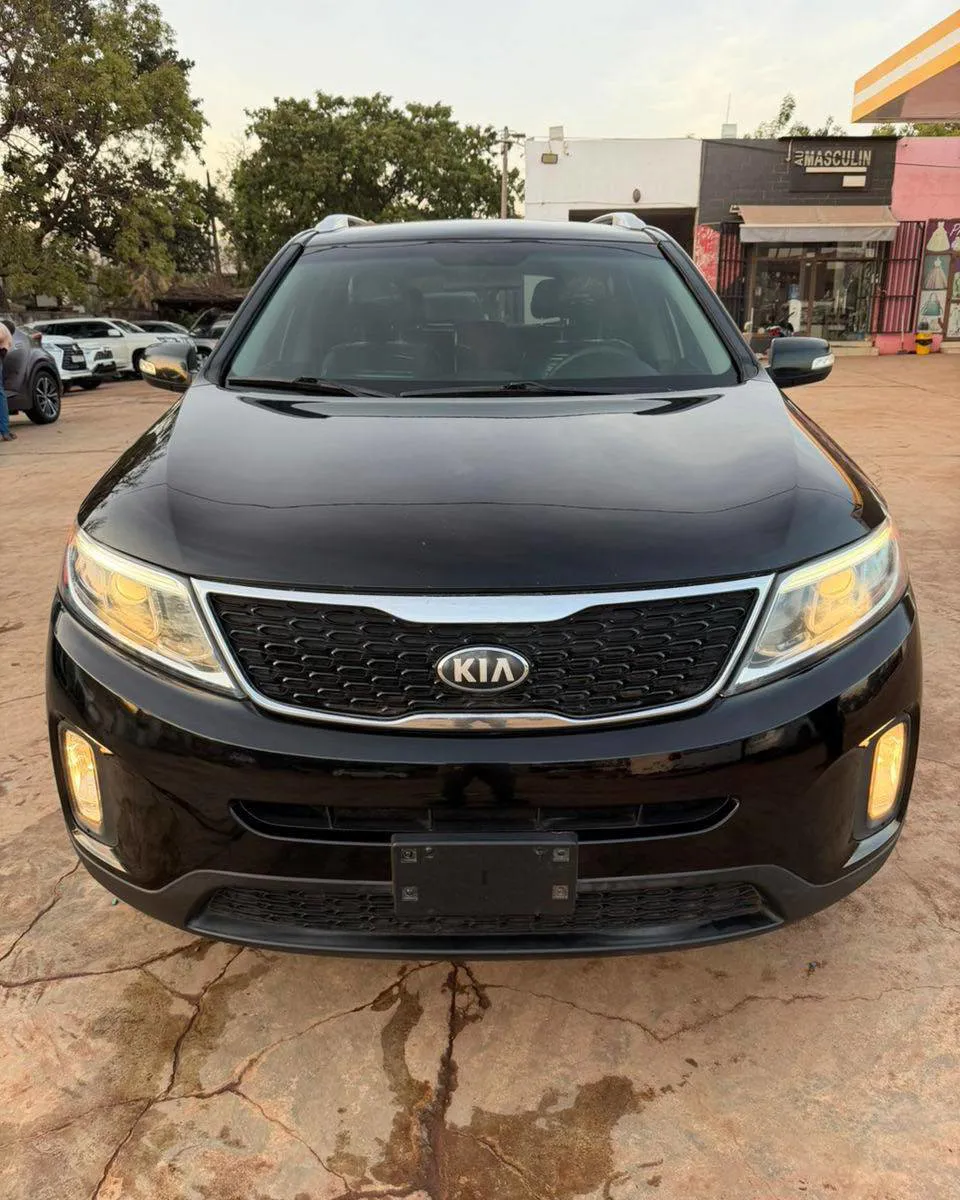 KIA SORENTO ANNÉE 2014  (image 1)