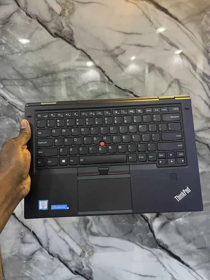 LENOVO X1 YOGA Intel Core i7 6ᵉ génération (image 4)