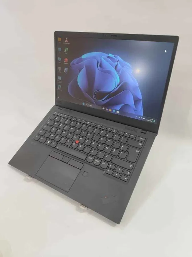 Lenovo ThinkPad X1 Carbon Gen 8 Tactile ☑️ Processeur : Intel Core i7-10610U 10th gén (8CPUs @1.90 (image 6)