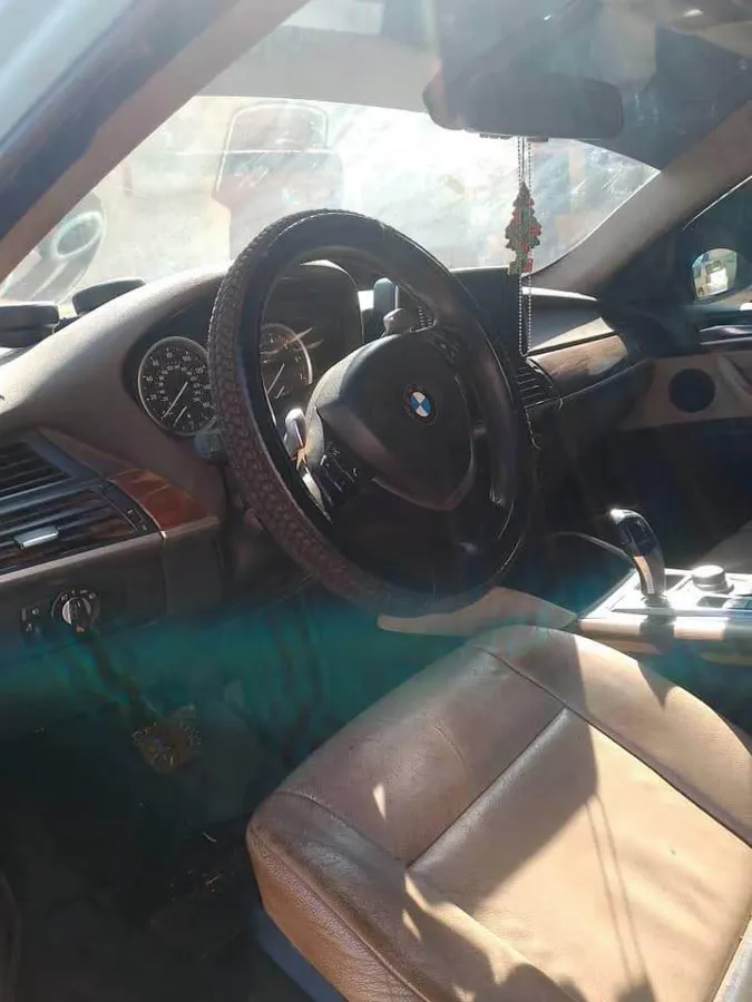 BMW X6 année 2008 (image 5)