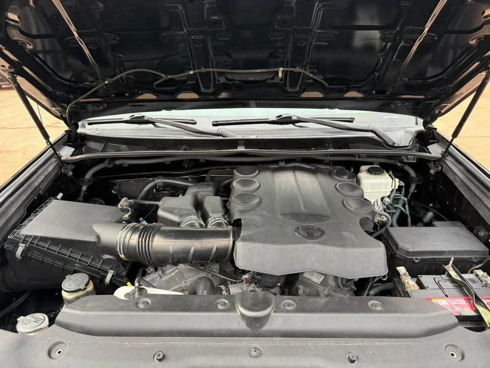 Toyota 4 Rhunner année 2011 (image 9)