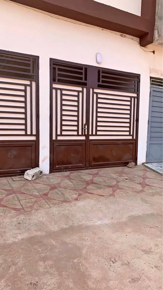 Appartement à louer ( à l’étage ) (image 1)