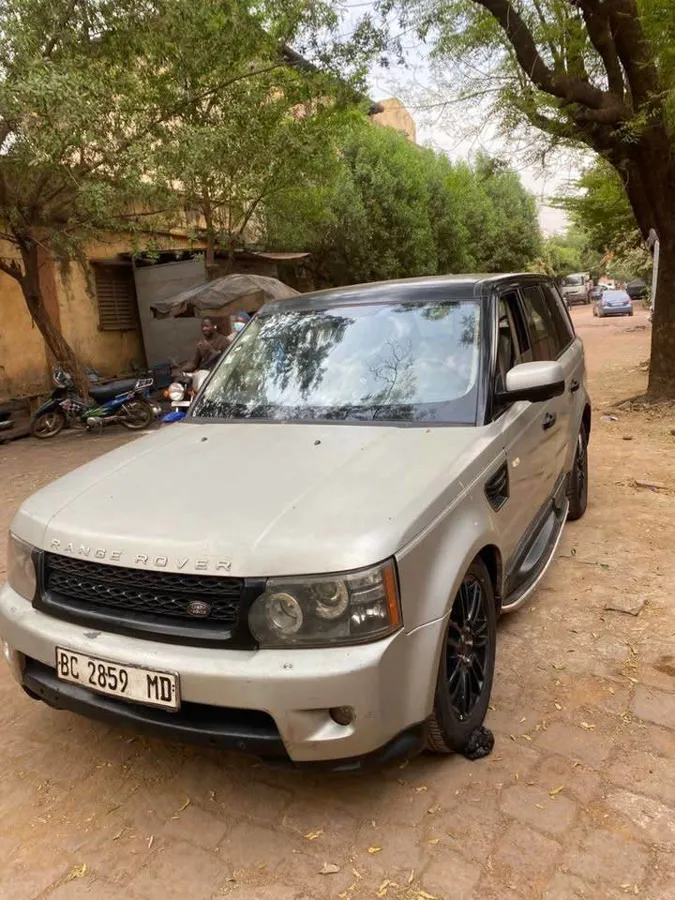 Range Rover Sport 2011 (image 10)