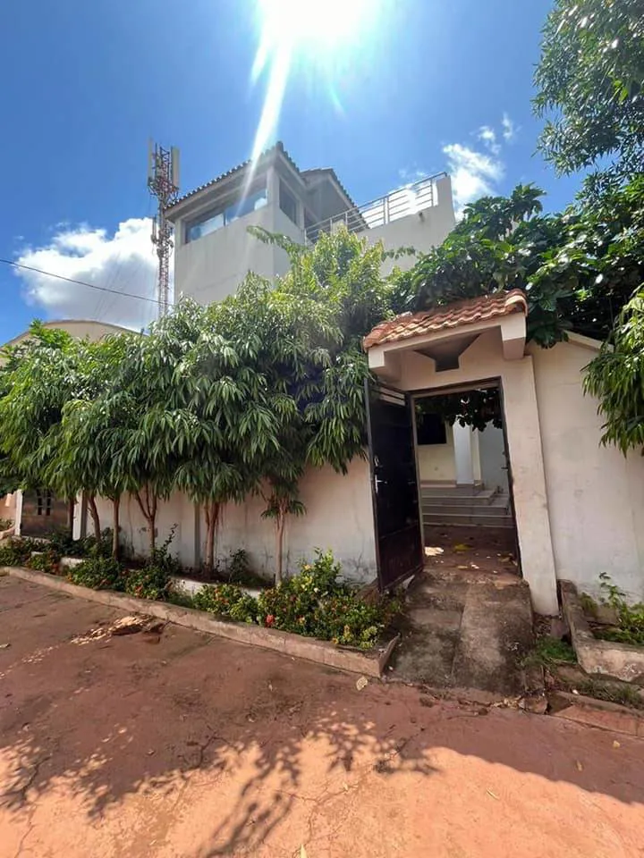 Duplex à louer (image 1)