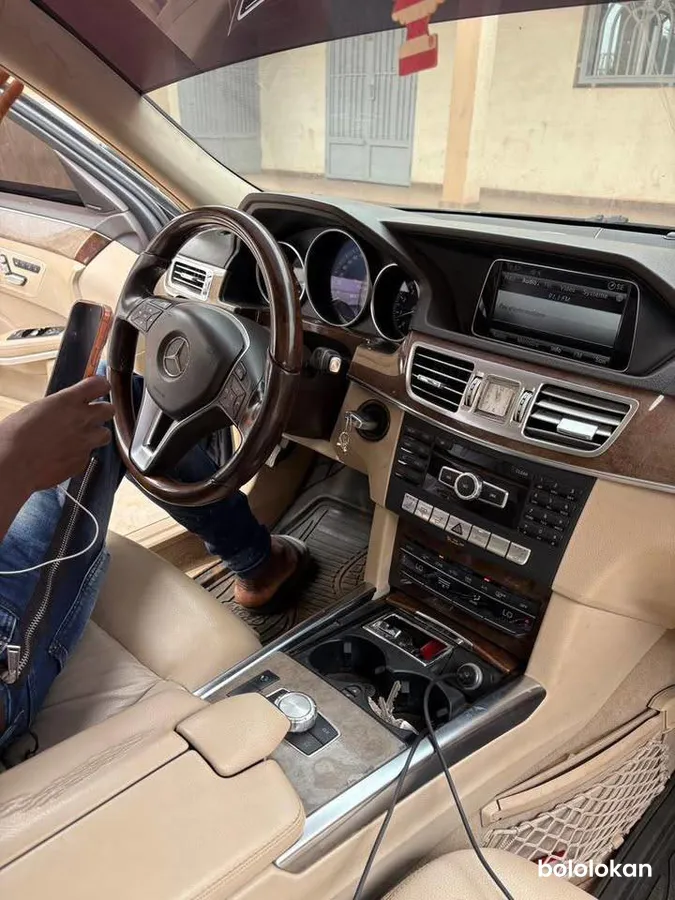 Mercedes E350 2015 (image 3)