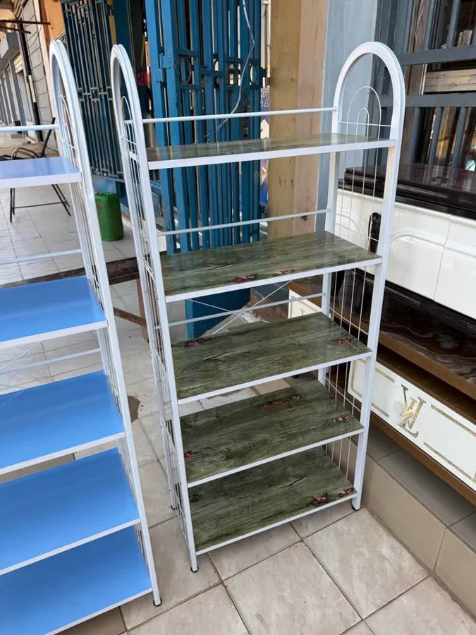 Étagères de rangement pour les chaussures (image 2)