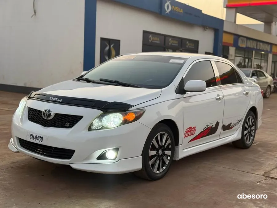 Toyota Corolla S (image 4)