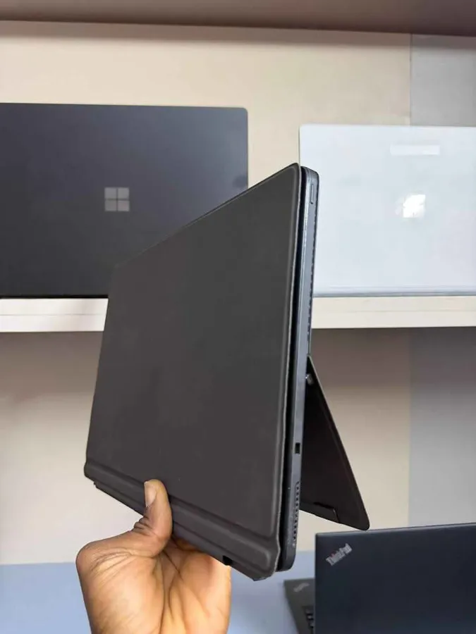 Ordinateur Dell Latitude5285 (image 6)