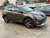 Toyota RAV4 XLE année 2014 à vendre (thumb image 3)
