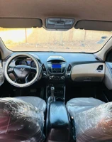 HYUNDAI TUCSON IX35 2011 (thumb image 8)