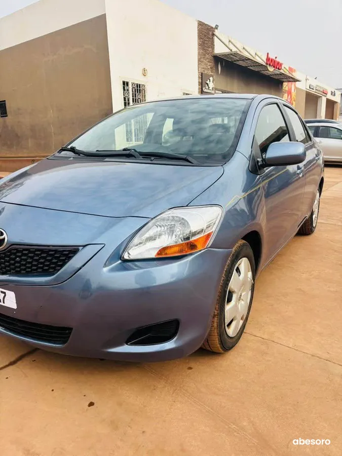 Toyota Yaris Berline (image 4)