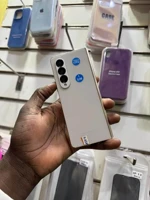 Samsung galaxy Z Fold4 256gb 12ARM 1SIM avec ESIM (thumb image 3)