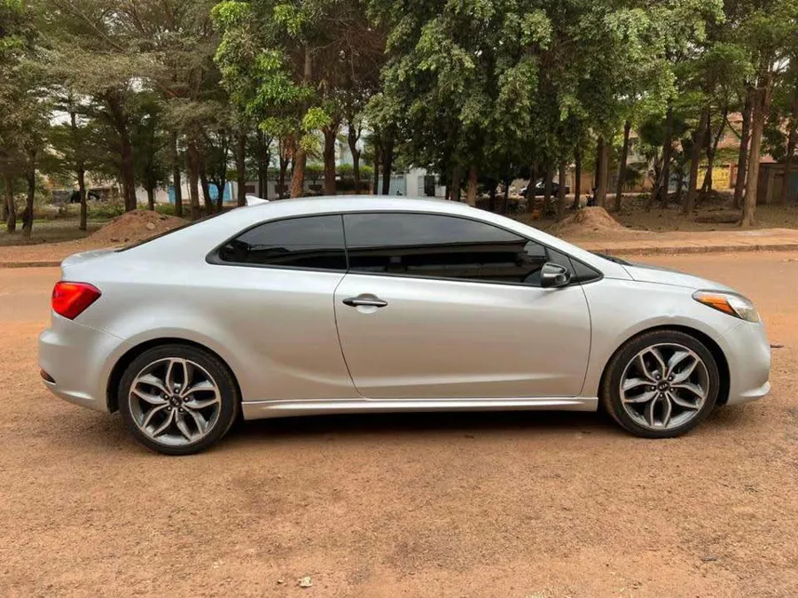 Kia Forte Année 2016 (image 3)