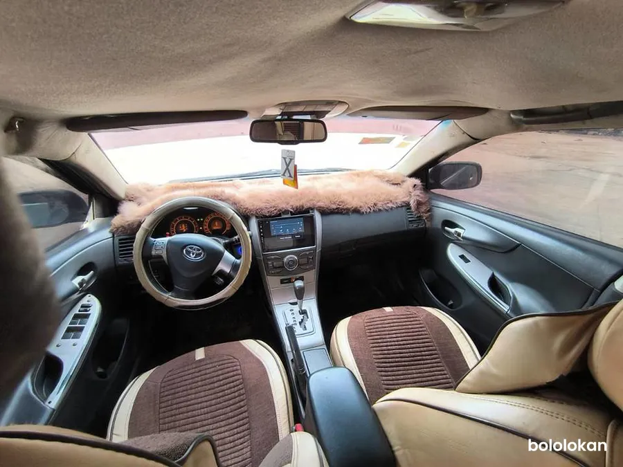 Toyota Corolla S Année 2010 (image 3)