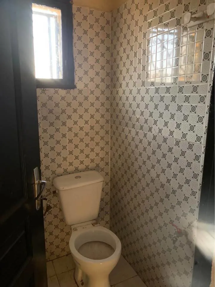 Appartement à louer ( bureau ou commercial) (image 9)