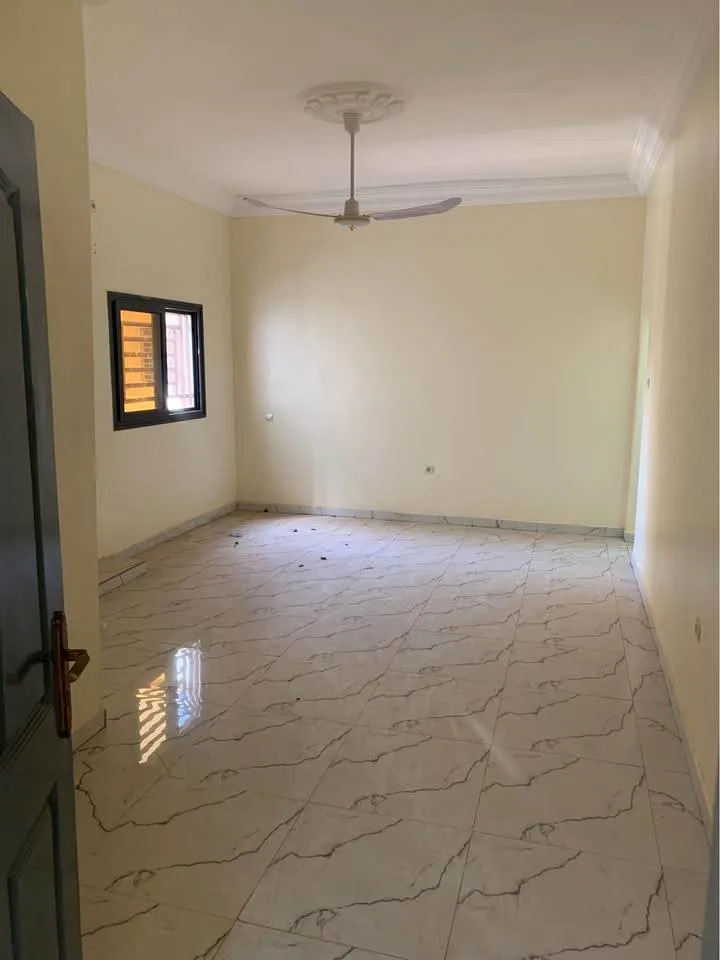 Appartement à louer ( à l’étage ) (image 9)