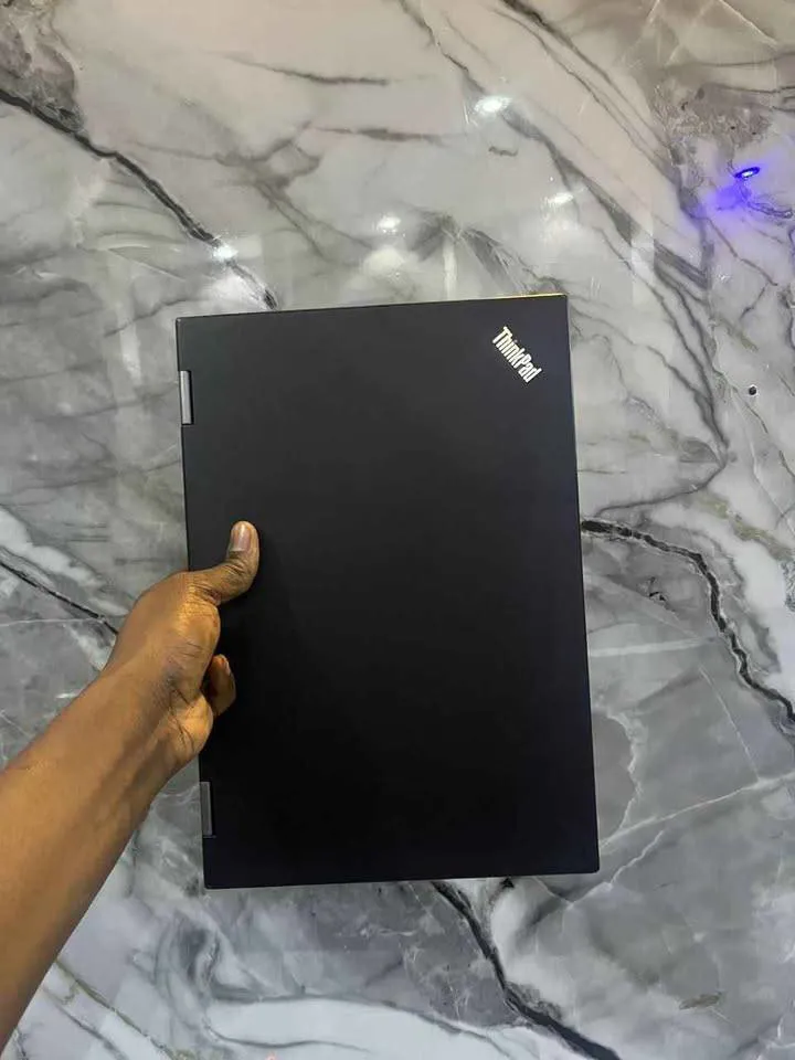 LENOVO X1 YOGA Intel Core i7 6ᵉ génération (image 6)