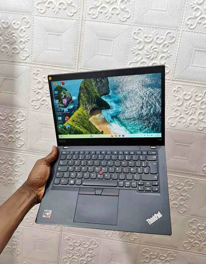 Arrivage USA 🇺🇲 Lenovo ThinkPad x395 (image 1)