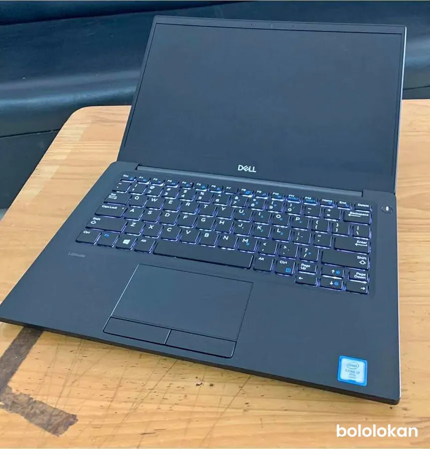 Dell Latitude E7380 (image 1)