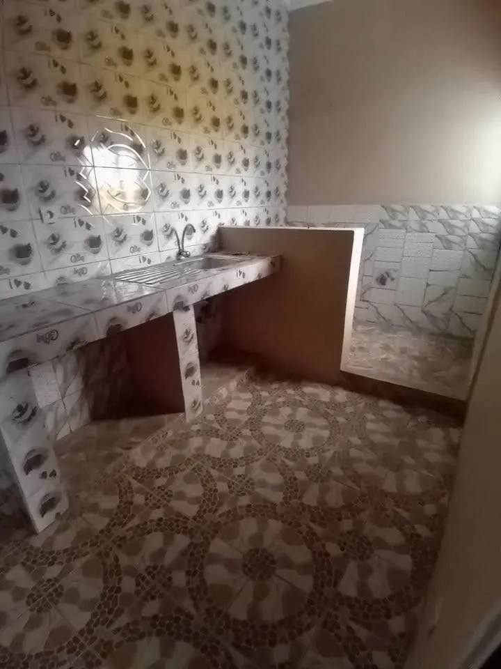 Appartement à louer ( au rez-de-chaussée) (image 3)