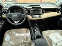 Toyota RAV4 XLE année 2014 à vendre (thumb image 4)