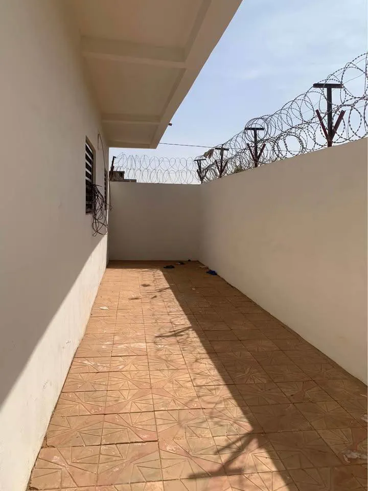 Appartement à louer ( à l’étage ) (image 4)