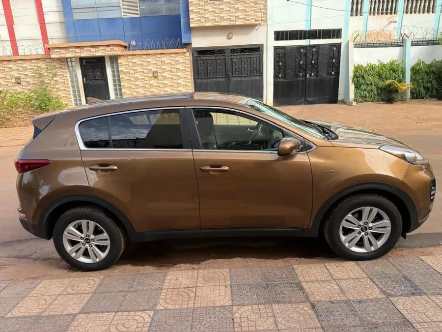 Kia Sportage 2016 (image 4)