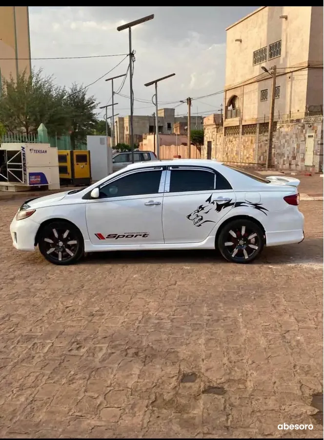 Toyota Corolla S 2012 (image 1)