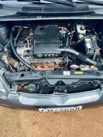 Toyota Yaris 2005 exellent état (thumb image 7)