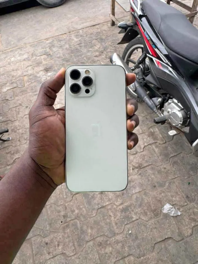 iPhone 12pro 128gb (image 1)