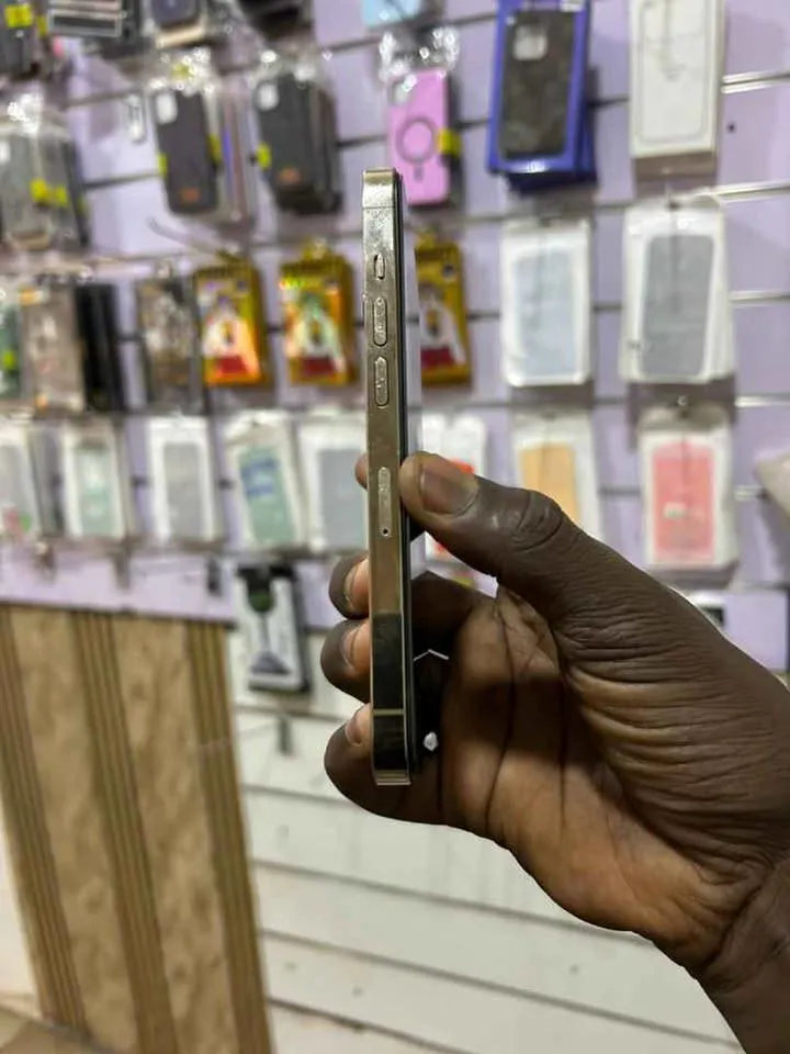 📱 iPhone 14 Pro 256 Go (image 3)