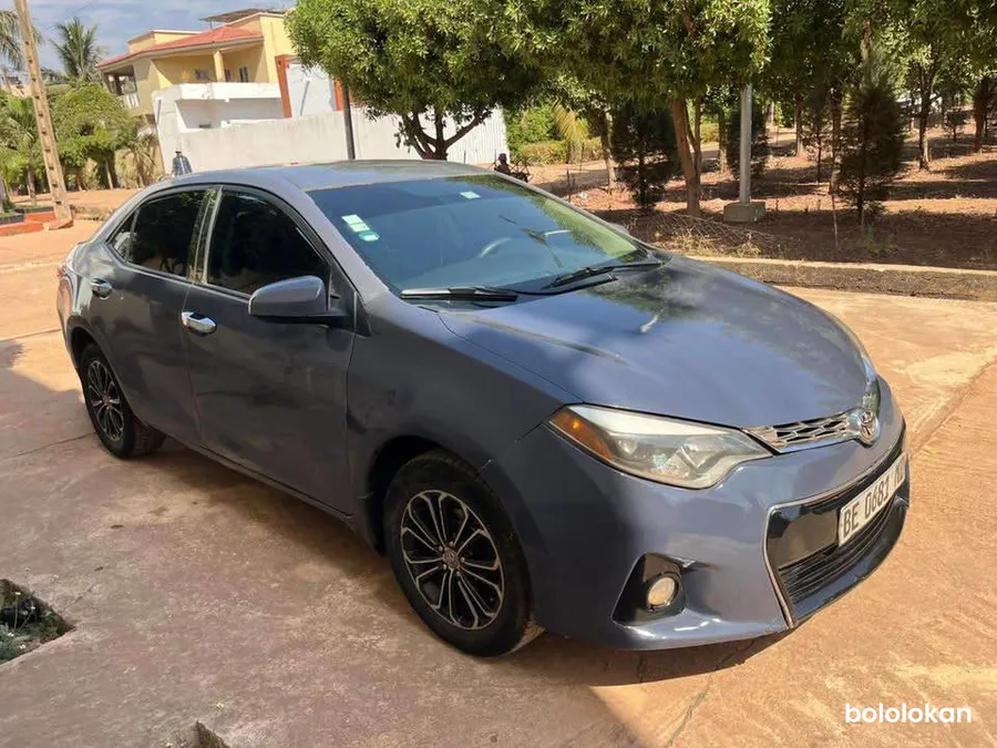 Toyota Corolla S 2014 (image 3)