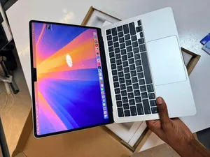 MacBook Air M2