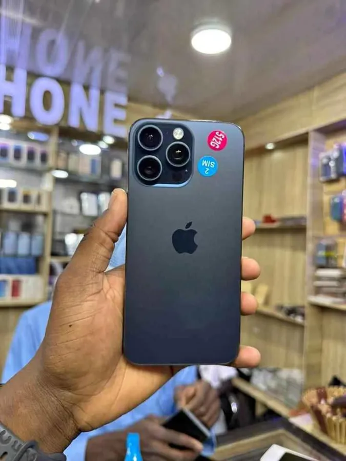 iPhone 📱15Pro Max 512Gb 2SIM authentique (image 1)