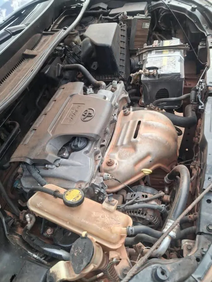 Toyota rav4 2014 très propre (image 3)