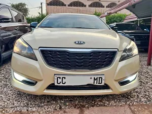 Kia K7 smake bry