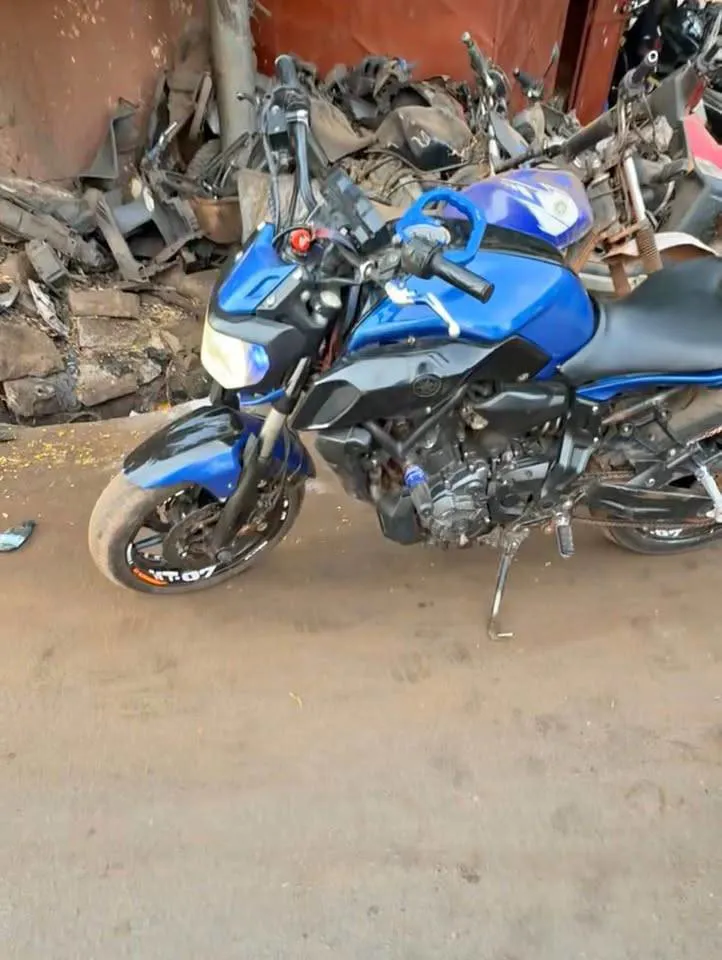 Yamaha MT07 (image 1)