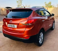 HYUNDAI TUCSON IX35 2011 (thumb image 4)