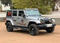 Jeep wrangler sahara 2018 (thumb image 4)