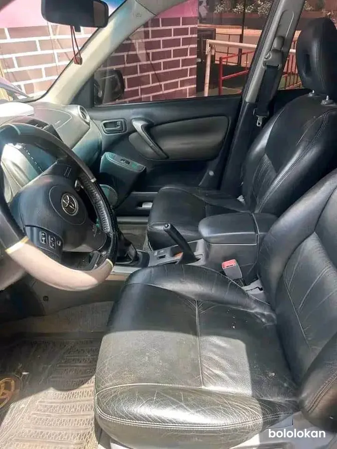 Toyota RAV4 2005 au revoir (image 2)