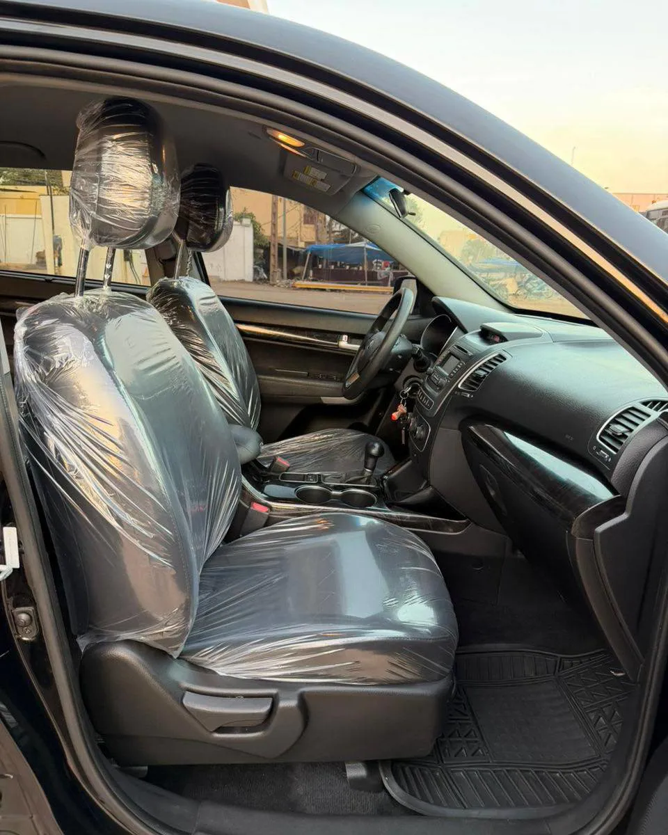 KIA SORENTO ANNÉE 2014  (image 9)