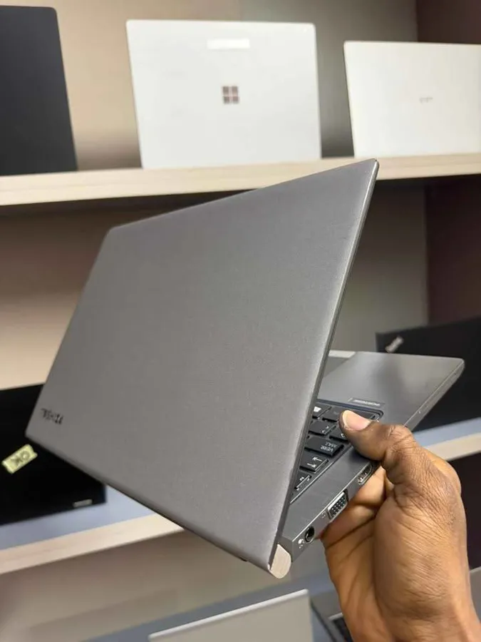 Toshiba portégé Z30-C (image 6)